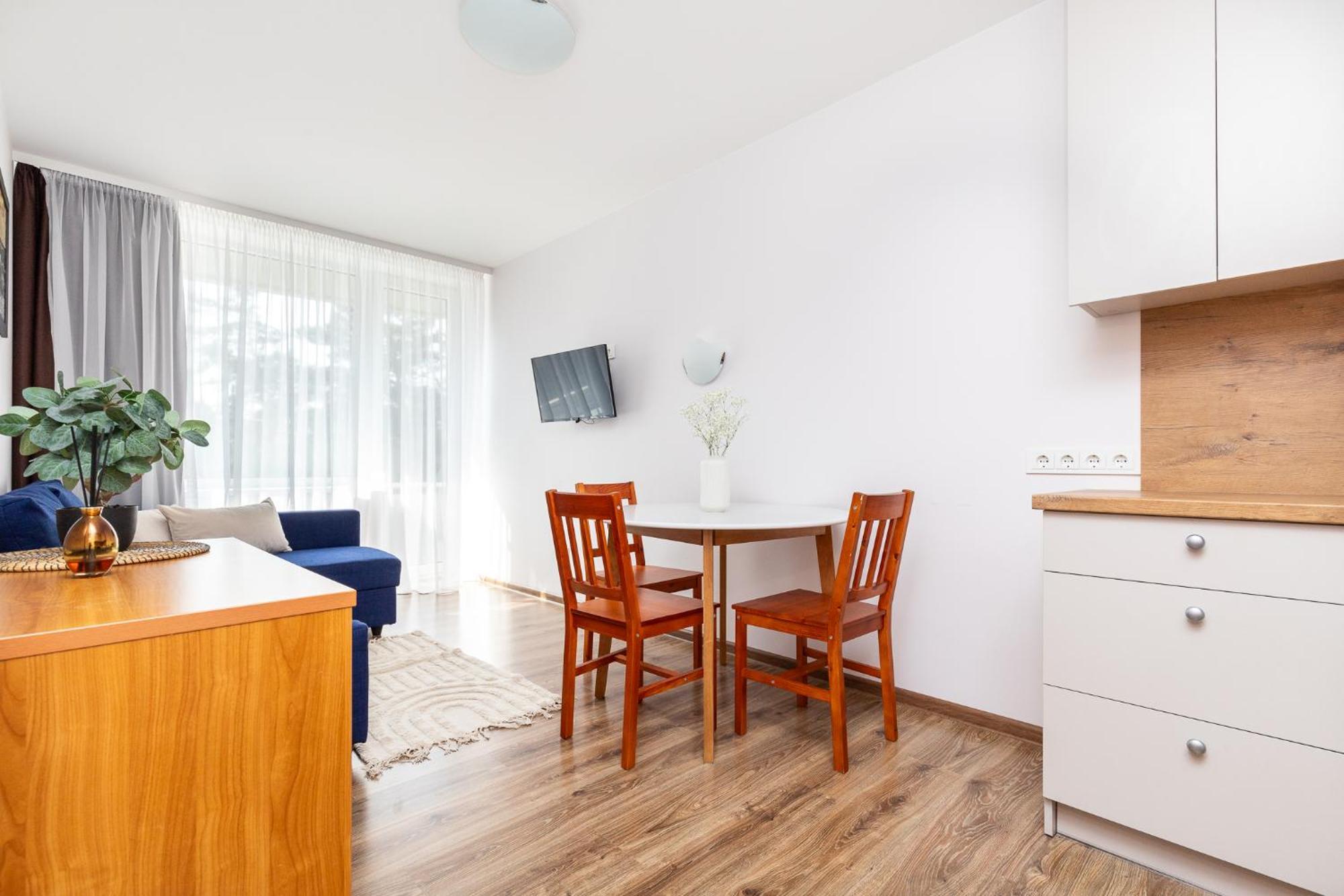 Alkos Namu Apartamentai Połąga Zewnętrze zdjęcie
